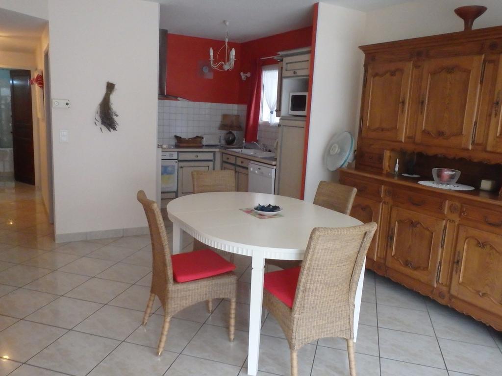 Apartament Le Moulin Des Pres Avec Terrasse Vesoul Pokój zdjęcie